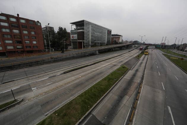 (200321) -- BOGOTA, March 21, 2020 (Xinhua) -- A road is seen in Bogota, Colombia, March 20, 2020. The Colombian capital of Bogota began on Friday the mandatory isolation drill decreed by mayor Claudia Lopez in order to prepare for a quarantine aimed at containing the COVID-19 pandemic. The mandatory isolation drill in the Colombian capital, home to more than seven million people and where 56 of Colombia s 145 cases of COVID-19 have been confirmed, will remain in effect until midnight on March 23. (Photo by Jhon Paz Xinhua) COLOMBIA-BOGOTA-MANDATORY ISOLATION 
