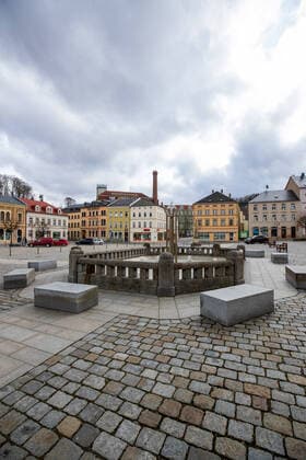 Curfew in Sebnitz The market fountain on the market place in Sebnitz, Saxony Due to the corona virus, a curfew in Sebnitz and the whole of Saxony is possible from 23 03 2020 before Sebnitz Saxony Germany Daniel Schäfer