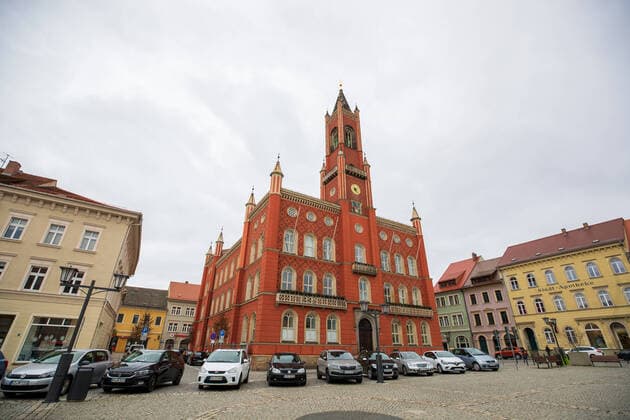 City Hall Kamenz The City Hall on the market place in the Saxon town of Kamenz Due to the coronavirus, a curfew in Kamenz and the whole of Saxony is possible from 23 03 2020 Kamenz Sachsen Germany Daniel Schäfer