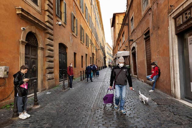 March 21, 2020, Roma, Roma, Italy: Coran Virus, COD-19, emergency in the streets of Roma..The Italian Government has adopted the measure of a national lockout by closing all activities, except for essential services in an attempt to fight Coronavirus (COVID-19) .All the city, as all the whole country, is under quarantine and the movement are restricted to the necessary. .The streets of the city are empty and controled by the amry. Roma Italy - ZUMAt147 20200321_zip_t147_011 Copyright: xMatteoxTrevisanx