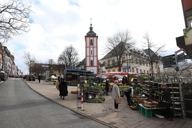 Coronavirus fear, effects because of the coronavirus Covid 19, another curfew comes in NRW the city center of Siegen almost empty, the weekly market in the upper city took place downtown on 21 03 2020 in Siegen Germany