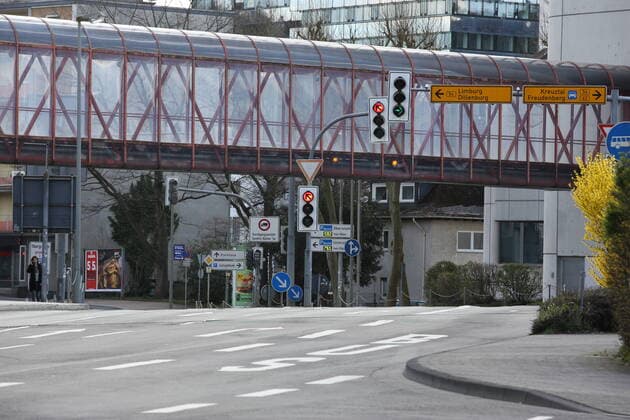 Coronavirus fear, effects because of the coronavirus Covid 19 , still a curfew in NRW the city center of Siegen almost empty, no traffic city center on 21 03 2020 in Siegen Germany
