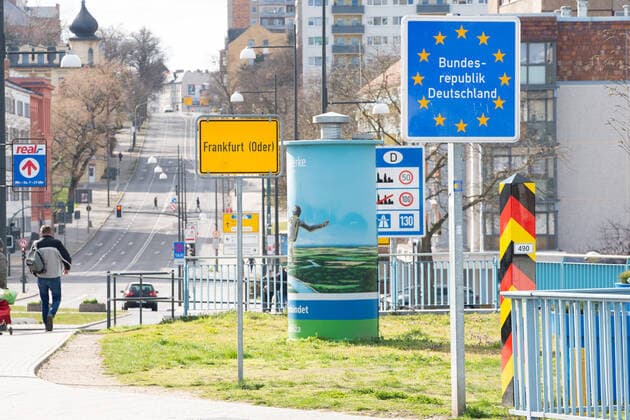 Frankfurt Oder GER, Frankfurt Oder border crossing, 21 03 2020 Frankfurt Oder EU city limit sign, theme picture Guest Frankfurt Oder Slubice, 21 03 2020, Copyright: xUwexKoch xEibner-Pressefotox EP_ukh