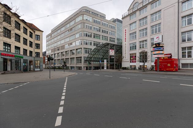 Corona crisis in Jena Emptiness at the entrance to the Goethe Gallery Jena Centre Thuringia Germany xRMx