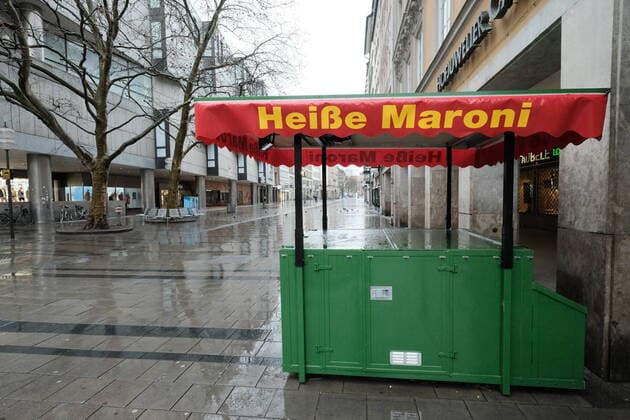 The deserted Kaufingerstrasse Restricted access in Bavaria due to corona pandemic Day 1, Munich on 21 03 2020