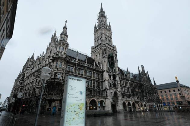 The deserted Marienplatz with the New Town Hall Restricted access in Bavaria due to corona pandemic Day 1, Munich on 21 03 2020