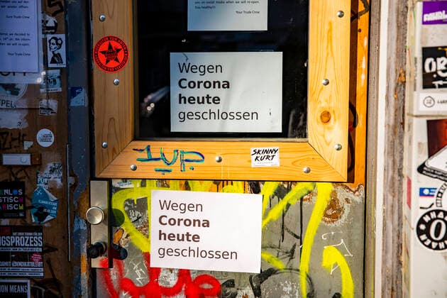 Sign Wegen Corona today closed in a pub in Neukoelln in Berlin on 21 March 2020 The consequences of