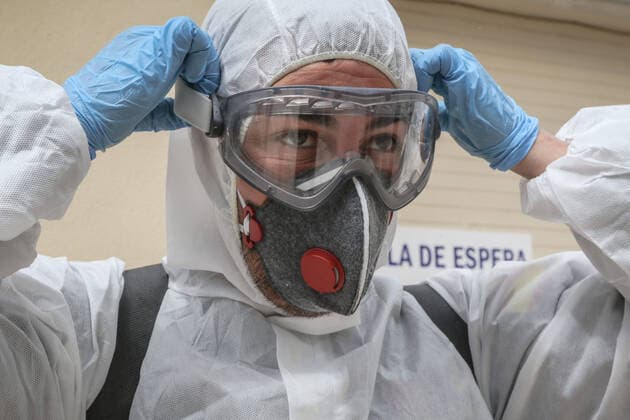 March 21, 2020: 21 March 2020 (Malaga) La Ume ,a Spanish military unit is in the midst of disinfecting hospitals. Today the Regional University Hospital of Malaga. - ZUMAc161 20200321_zap_c161_018 Copyright: xLorenzoxCarnerox
