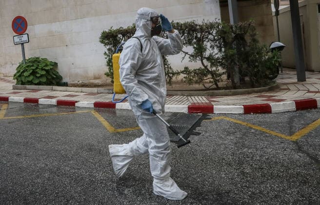 March 21, 2020: 21 March 2020 (Malaga) La Ume ,a Spanish military unit is in the midst of disinfecting hospitals. Today the Regional University Hospital of Malaga. - ZUMAc161 20200321_zap_c161_033 Copyright: xLorenzoxCarnerox