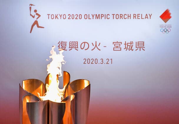 Bilder des Jahres 2020, News 03 März News Bilder des Tages The Olympic Flame is displayed at Sendai station,Sendai, Miyagi-prefecture, Japan on Saturday, March 21, 2020. Because damage from the Great East Japan Earthquake and tsunami on 2011 mostly affected Miyagi, Iwate and Fukushima, a special torch display Flame of Recovery will be held in these three prefectures.  TKP2020032127 KEIZOxMORI