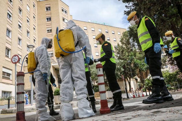 March 21, 2020: 21 March 2020 (Malaga) La Ume ,a Spanish military unit is in the midst of disinfecting hospitals. Today the Regional University Hospital of Malaga. - ZUMAc161 20200321_zap_c161_043 Copyright: xLorenzoxCarnerox