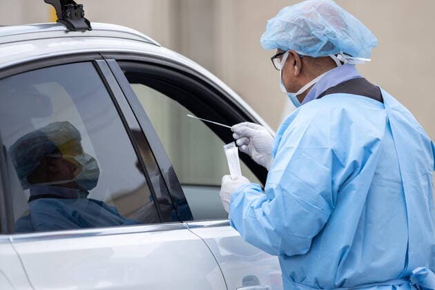 March 21, 2020, San Mateo, California, USA: Dr. JOSE GILBERTO MONTOYA, a viral immunologist and expert in various diseases and how they spread, taking samples for coronavirus testing. San Mateo USA - ZUMA 20200321_mda_h167_005 Copyright: xChrisxHardyx