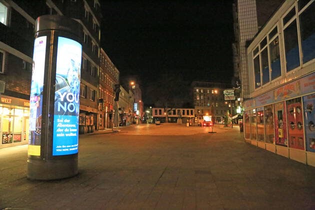 Hamburg the 21 02 2020 Nothing going on, Friday on the Reeperbahn at half past midnight The neighborhood was as empty as can be in the night from Friday to Saturday Whe