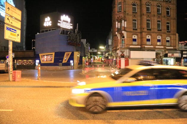 Hamburg the 21 02 2020 Nothing going on, Friday on the Reeperbahn at half past midnight The neighborhood was as empty as can be in the night from Friday to Saturda