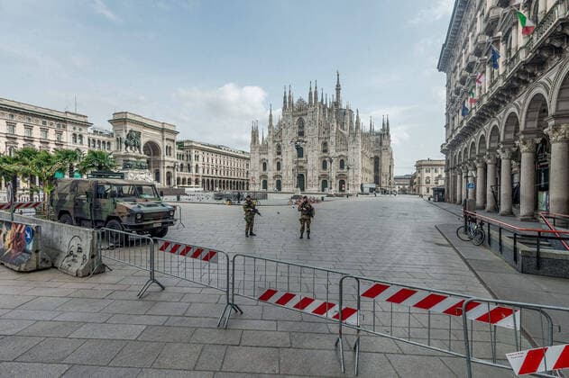 News Bilder des Tages Milan. Army checks public order in Piazza Duomo no person. Case COVID19 Coronavirus (Carlo Cozzoli Fotogramma, Milan - 2020-03-22) p.s. la foto e utilizzabile nel rispetto del contesto in cui e stata scattata, e senza intento diffamatorio del decoro delle persone rappresentate  Copyright: xCarloxCozzolix xFOTOGRAMMAx