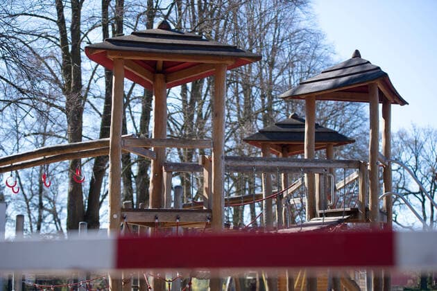 Bünde, Germany 22 03 2020 Feature Effects Coronavirus The coronavirus Covid 19 causes closures of childrens playgrounds In the picture A closure, Bünde Germany