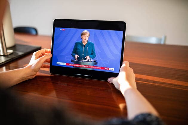 Corona Crisis The Corona Crisis Statement by Chancellor Angela Merkel on curfew Symbolic picture, symbolic photo of the school on 22 March 2020 in Dessau, Saxony Anhalt, Germany