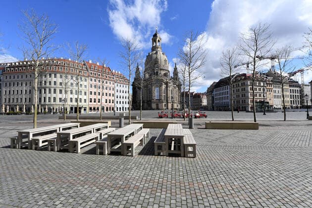 GER Dresden because of the initial restrictions due to the corona pandemic epidemic disease disease are in the Dresden city center squares and streets are empty like here the Neumarkt with Frauenkirche 22 03 20 220320 ddbd