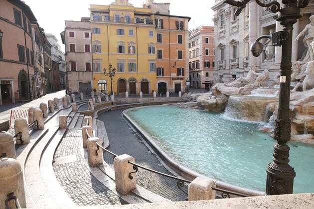 Rome coronavirus in the photo the deserted Trevi fountain never seen before (Alberto Lo Bianco Fotogramma, Rome - 2020-03-22) p.s. la foto e utilizzabile nel rispetto del contesto in cui e stata scattata, e senza intento diffamatorio del decoro delle persone rappresentate  Copyright: xAlbertoxLoxBiancox xFOTOGRAMMAx