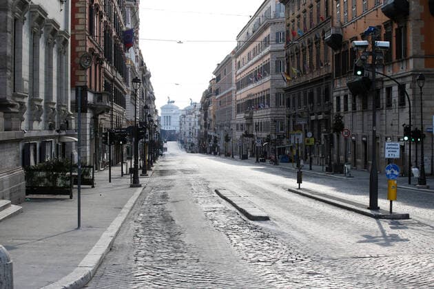Rome coronavirus pictured via Nazionale deserted (Alberto Lo Bianco Fotogramma, Rome - 2020-03-22) p.s. la foto e utilizzabile nel rispetto del contesto in cui e stata scattata, e senza intento diffamatorio del decoro delle persone rappresentate  Copyright: xAlbertoxLoxBiancox xFOTOGRAMMAx