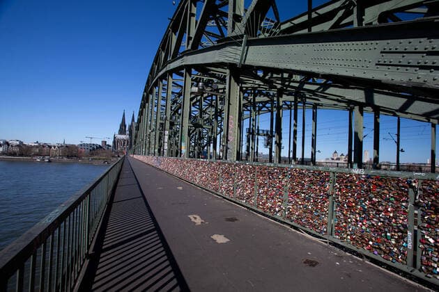 Cologne COVID 19 Cologne, 22 03 2020 Cathedral Hohenzollernruecke Cologne COVID 19 on 22 03 2020 in the city in Cologne Germany Photo Andreas Dick Koeln City North Rhine-Westphalia Germany Copyright: xBEAUTIFULxSPORTS AndreasxDickx