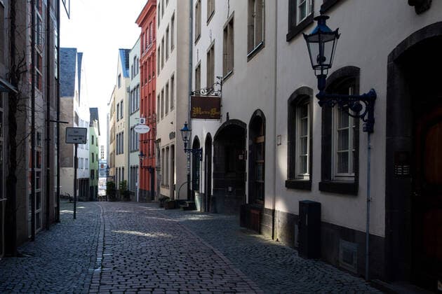 Cologne COVID 19 Cologne, 22 03 2020 Old Town Lintgasse Cologne COVID 19 on 22 03 2020 in the city in Cologne Germany Photo Andreas Dick Koeln City of North Rhine-Westphalia Germany Copyright: xBEAUTIFULxSPORTS AndreasxDickx
