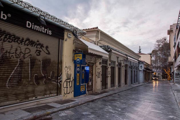 March 22, 2020, Athens, Greece: Athens, Plaka touristic neighborhood looks deserted with only a few vehicles and passers-by in the streets. The Greek government announced a nationwide lockdown in order to limit transmission of the corona virus of which the total number of confirmed cases currently stand at 624 while testing is limited to people requiring hospitalization. Athens Greece - ZUMAg221 20200322_zap_g221_006 Copyright: xNikolasxGeorgioux