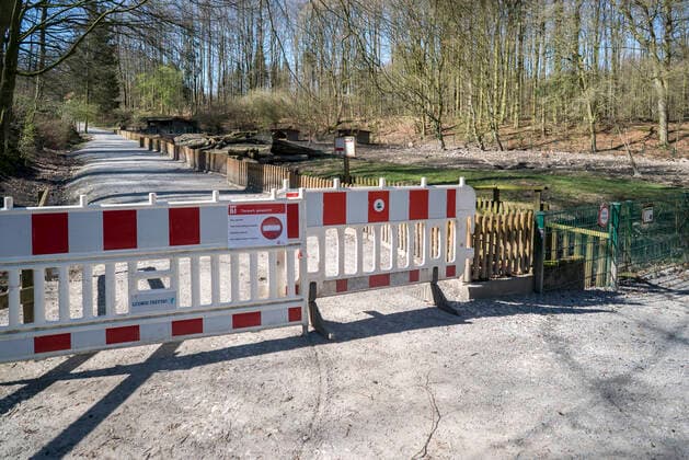 Tierpark Olderdissen beiliebtestes Ausflugsziel in Bielefeld, der Heimtatierpark Olderdissen, ist wegen der Corona-Pandemie geschlossen Olderdissen Zoo, most popular weekend destination, is closed due to Corona epidemic, 22.3.2020