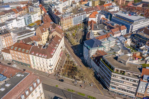 Aerial view city center on 22 03 2020 in Karlsruhe , Germany The otherwise well visited Ludwigsplatz at the Karlstraße Karlsruhe city center west western part Baden Württemberg Germany
