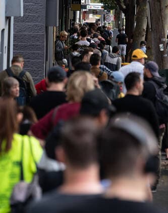 CENTRELINK QUEUES SYDNEY, People queue for access to a Centrelink Service Centre in Sydney, Monday, March 23, 2020. The federal government has announced two separate economic stimulus packages, including increased access to Centrelink payments designed to help support the Australian economy through the COVID-19 pandemic. ( NO ARCHIVING, EDITORIAL USE ONLY, NO USE IN BOOKS WITHOUT CONSENT SYDNEY NSW AUSTRALIA  Copyright: xJAMESxGOURLEYx 20200323001458839342