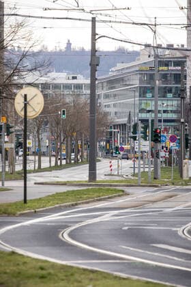 Sunday afternoon day 2 after the municipal general decree with exit restrictions in Dresden due to the novel coronavirus St Petersburger Straße View towards the main station 22 03 2020, Dresden, Germany, Old Town, Dresden