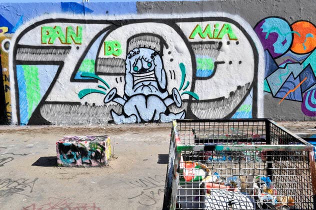 In times of exit restrictions and contact blocks due to the Corona crisis, the creativity of the graffiti artists in Mauerpark lives on Berlin, 23 03 2020 Foto:xF.xKernx xFuturexImage