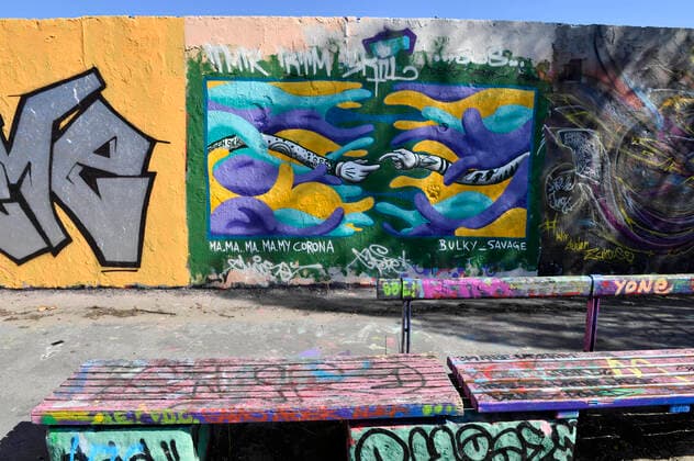 In times of exit restrictions and contact blocks due to the Corona crisis, the creativity of the graffiti artists in Mauerpark lives on Berlin, 23 03 2020 Foto:xF.xKernx xFuturexImage