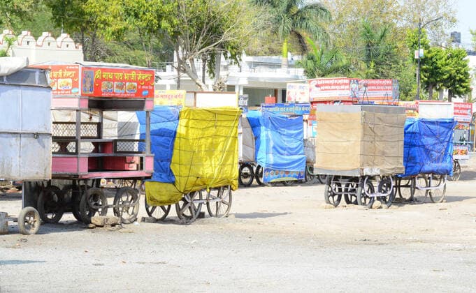 India: Janta Curfew in Rajasthan A view of closed food stall in a deserted street during Janta Curfew in the wake of coronavirus pandemic in Beawar. Beawar Rajashan India Copyright: SumitxSaraswat