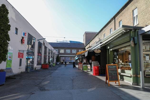 City market, Corona, Augsburg, exit restriction, 23 03 2020 Augsburg Bavaria Germany Copyright: xkolbert-press ChristianxKolbertx