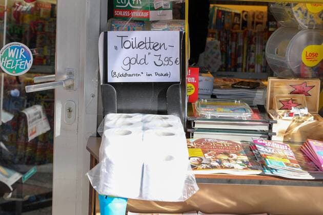 City market, toilet paper, Corona, Augsburg, exit restriction, 23 03 2020 Augsburg Bavaria Germany Copyright: xkolbert-press ChristianxKolbertx