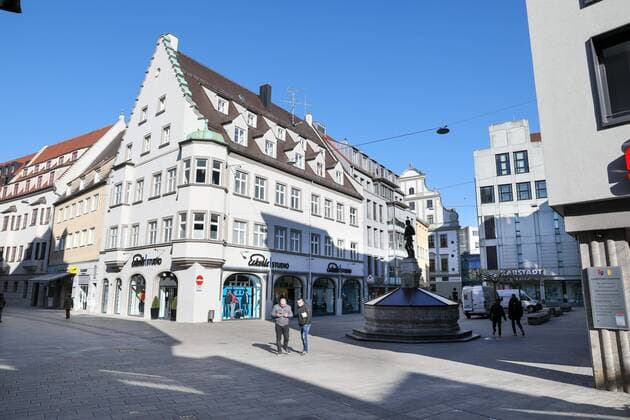 Pedestrian zone, Corona, Augsburg, exit restriction, 23 03 2020 Augsburg Bavaria Germany Copyright: xkolbert-press ChristianxKolbertx