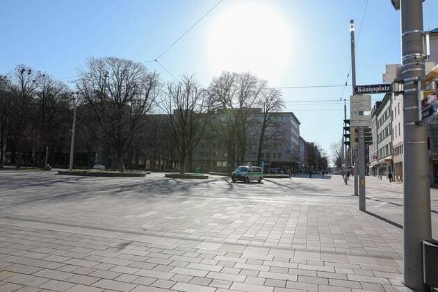 Koenigsplatz, Corona, Augsburg, exit restriction, 23 03 2020 Augsburg Bavaria Germany Copyright: xkolbert-press ChristianxKolbertx
