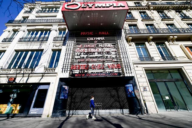 Paris en mode confinement l Olympia NEWS : COVID 19 a Paris - 23 03 2020 JBAutissier Panoramic 
