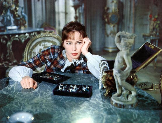 GIGI, Leslie Caron, 1958 Courtesy Everett Collection !ACHTUNG AUFNAHMEDATUM GESCHÃ„TZT! PUBLICATIONXNOTxINxCANxCHNxFRAxITAxJPNxNORxPOLxRUSxESPxUKxUSA Copyright: xCourtesyxEverettxCollectionx MMDGIGI EC003