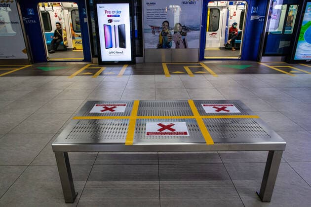 March 23, 2020, Jakarta, Jakarta, Indonesia: Jakarta, Indonesia, 23 March 2020 : Social Distancing sign were applied at MRT Station and Train in Jakarta To Prevent Corona Virus Spreading. Number of Corona Virus in Indonesia increase significantly. Jakarta Indonesia - ZUMAh128 20200323_zap_h128_043 Copyright: xDonalxHusnix