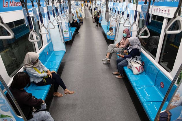 March 23, 2020, Jakarta, Indonesia: Social Distancing signs were applied at MRT Station and Train in Jakarta To Prevent Corona Virus Spreading. Number of Corona Virus in Indonesia increase significantly. Jakarta Indonesia - ZUMAh128 20200323_zap_h128_026 Copyright: xDonalxHusnix