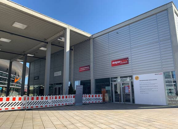 Closed main entrance to the Shopping Outlett Center Wolfsburg