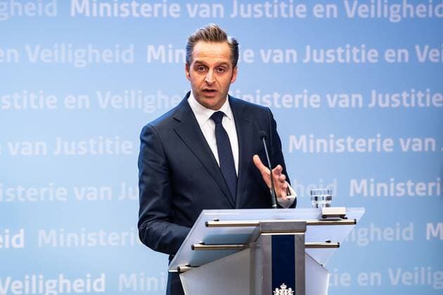 DEN HAAG, 23-03-2020, New measures for the coronavirus in the Netherlands presented during a press conference by Minister President minister Algemene Zaken Mark Rutte, Minister voor Medische Zorg en Sport Martin van Rijn, Viceminister President en Minister van Volksgezondheid, Welzijn en Sport Hugo de Jonge and Minister van Justitie en Veiligheid Ferdinand Grapperhaus. New measures announched for coronavirus  x7573181x Copyright: