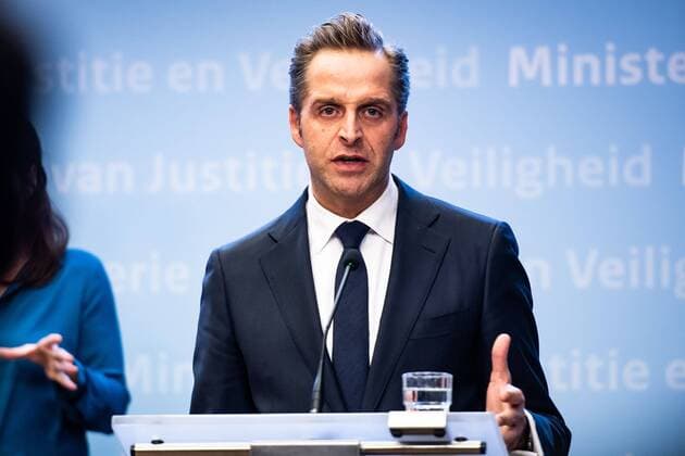 DEN HAAG, 23-03-2020, New measures for the coronavirus in the Netherlands presented during a press conference by Minister President minister Algemene Zaken Mark Rutte, Minister voor Medische Zorg en Sport Martin van Rijn, Viceminister President en Minister van Volksgezondheid, Welzijn en Sport Hugo de Jonge and Minister van Justitie en Veiligheid Ferdinand Grapperhaus. New measures announched for coronavirus  x7573182x Copyright: