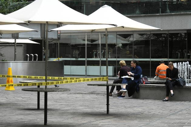 AUSTRALIA CORONAVIRUS COVID-19, Taped off tables and chairs are seen in a closed cafe after a nationwide shutdown of cafes, restaurants and licensed venues, in Sydney, Tuesday, March 24, 2020. A shutdown of non-essential services is in effect Australia wide in a bid to slow the spread of the coronavirus (COVID-19) disease, with the state of NSW recording 818 positive tested cases. ( NO ARCHIVING, EDITORIAL USE ONLY, NO USE IN BOOKS WITHOUT CONSENT SYDNEY NSW AUSTRALIA  Copyright: xJOELxCARRETTx 20200324001459049358
