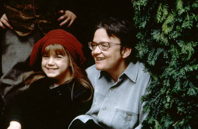 THE SECRET GARDEN, Kate Maberly, director Agnieszka Holland, on set, 1993. Warner Bros. courtesy Everett Collection Warner Bros Courtesy Everett Collection !ACHTUNG AUFNAHMEDATUM GESCHÃ„TZT! PUBLICATIONXNOTxINxCANxCHNxFRAxITAxJPNxNORxPOLxRUSxESPxUKxUSA Copyright: xWarnerxBros CourtesyxEverettxCollectionx MSDSEGA EC007