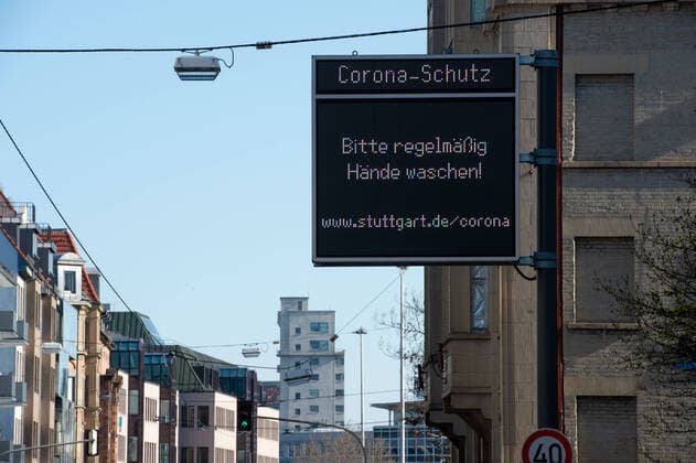 Coronavirus COVID 19 boards of the state capital Stuttgart informing about the handling of the coronavirus The information boards are located along all major entry roads into the state capital Stuttgart Mitte Baden Württemberg Germany Copyright: xLeif-HendrikxPiechowskix
