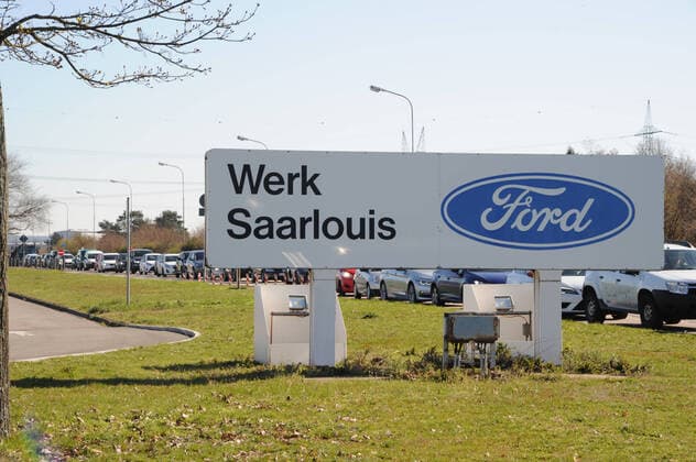 The Covid 19 Drive In Test Station on Tuesday 24 03 2020 on the premises of the FORD plants in Saarlouis bub