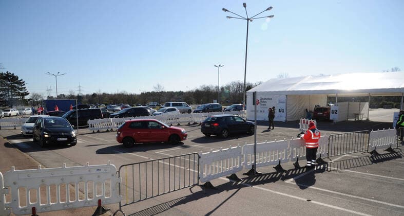 The Covid 19 Drive In Test Station on Tuesday 24 03 2020 on the premises of the FORD plants in Saarlouis SZ